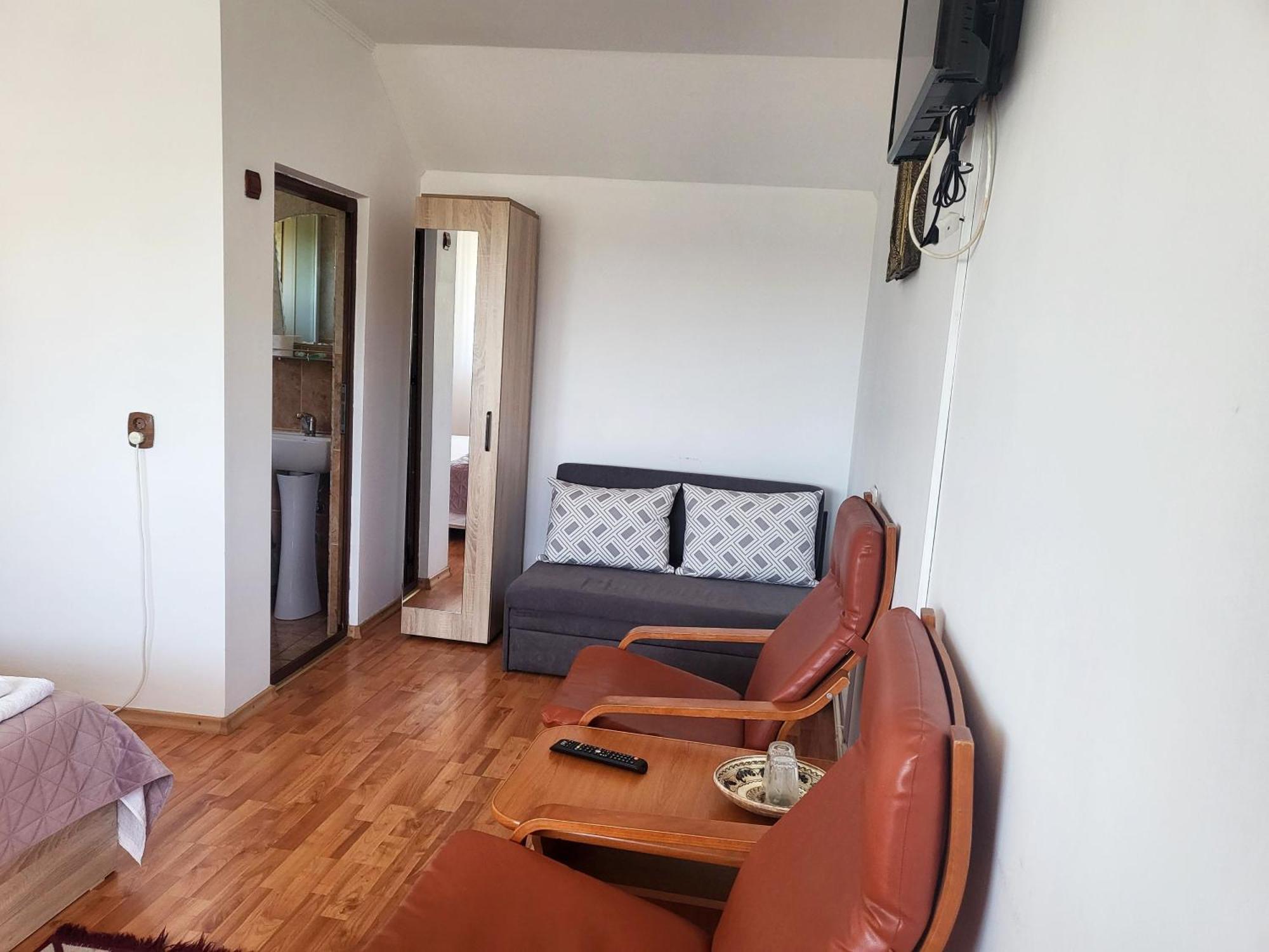 Pensiunea Dana Horezu Bagian luar foto